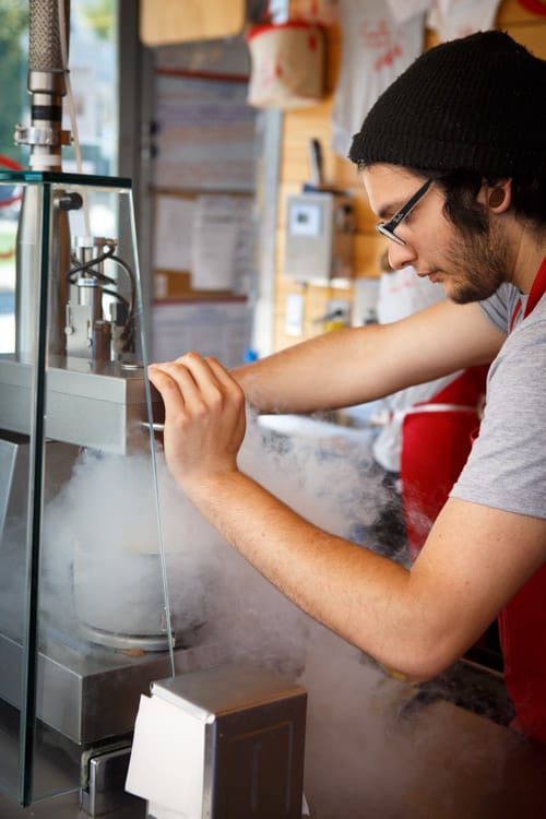 using liquid nitrogen to make ice cream