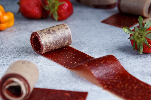 Homemade Strawberry Fruit Leather Roll-Ups (Dehydrator Recipe