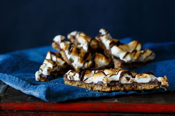 s'mores-graham-cracker-toffee-bark-5