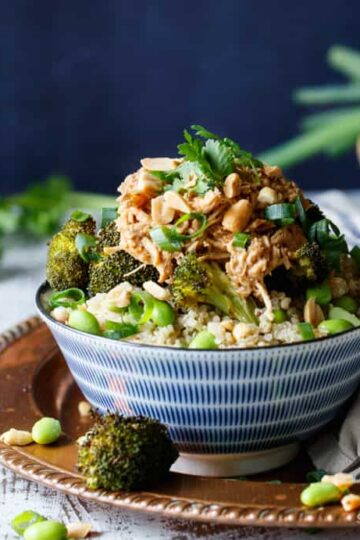 Slow Cooker Thai Peanut Chicken Quinoa Bowls | sharedappetite.com
