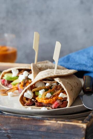 steak romesco goat cheese wrap avocado crispy shallots 33