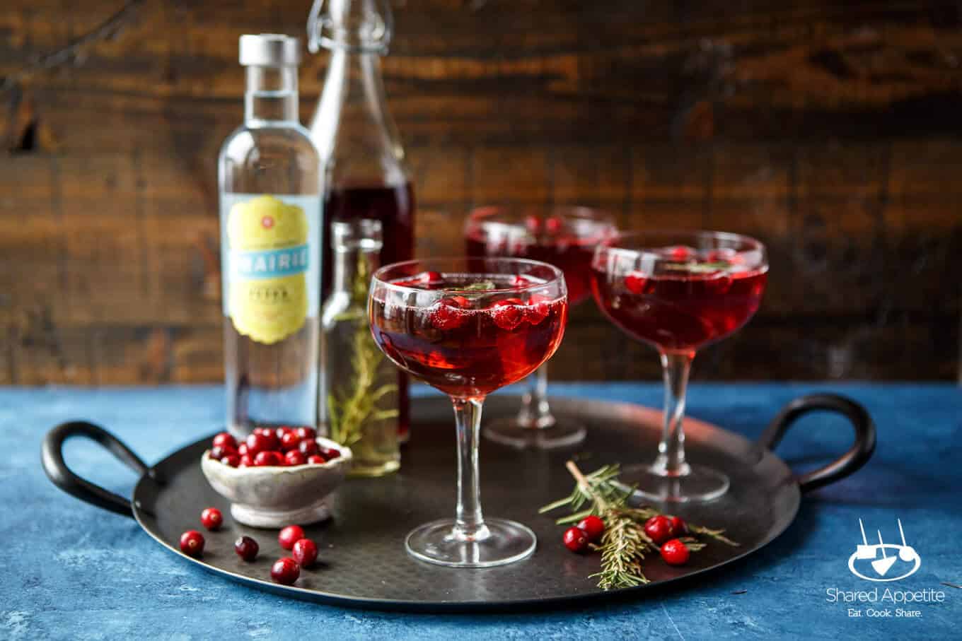 Sparkling Cranberry Rosemary Cocktails | sharedappetite.com