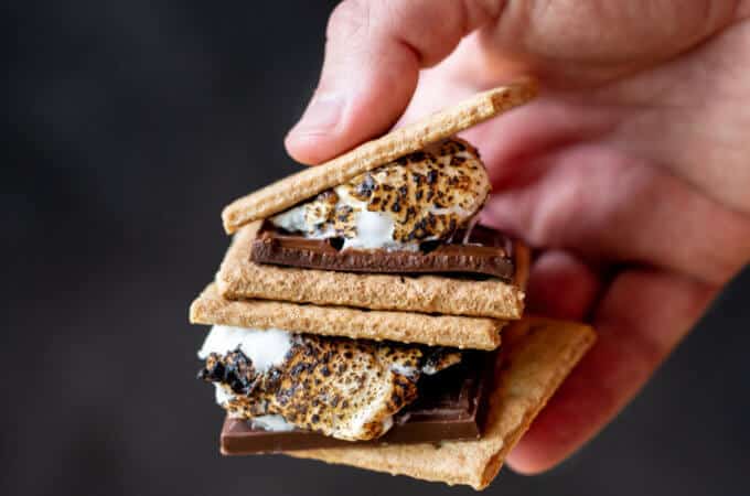 DIY S'MORES BAR PARTY | sharedappetite.com