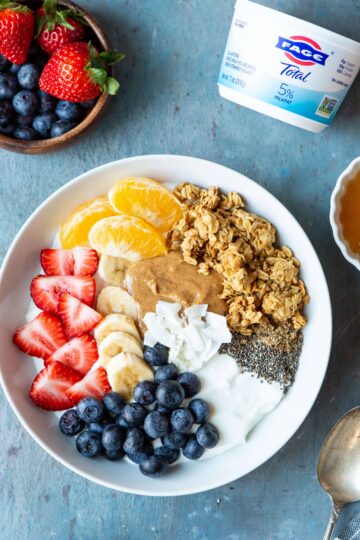 Breakfast Superfood Yogurt Bowls | sharedappetite.com