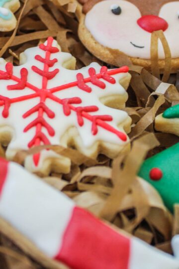 20 Best Desserts to Bring to Christmas 17 Christmas Dessert Cookies